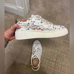 Alex Marie Platform Sneakers